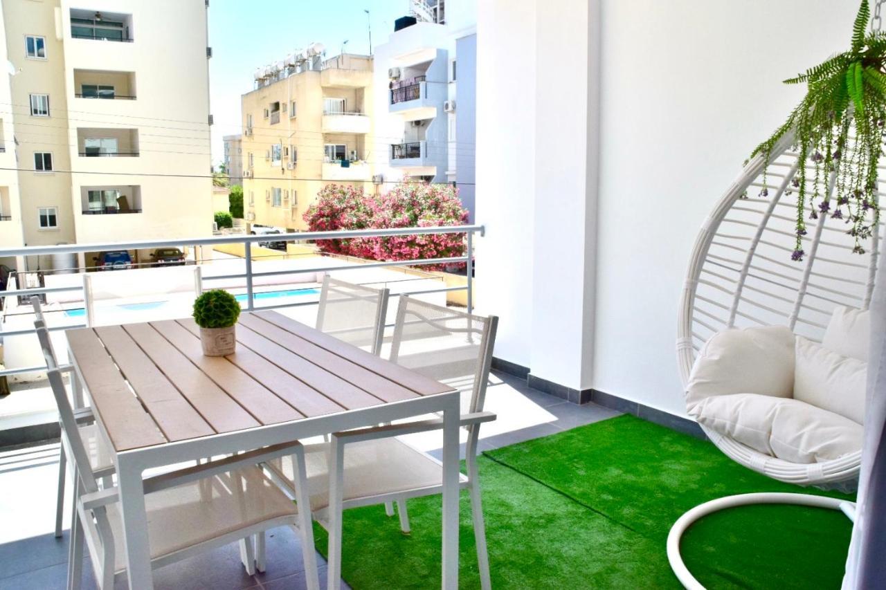 Coastal Getaway Apartamento Larnaca Exterior foto