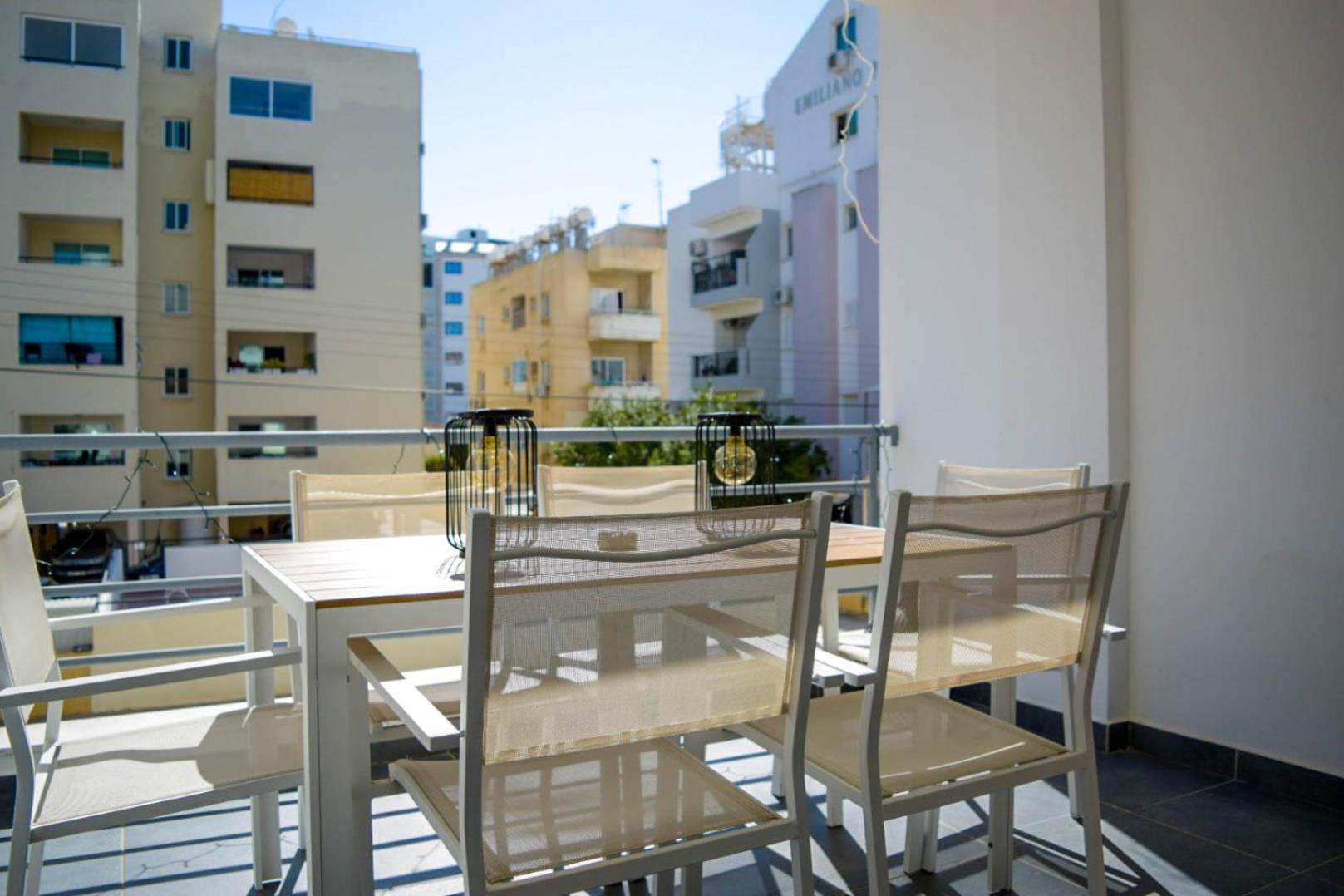 Coastal Getaway Apartamento Larnaca Exterior foto